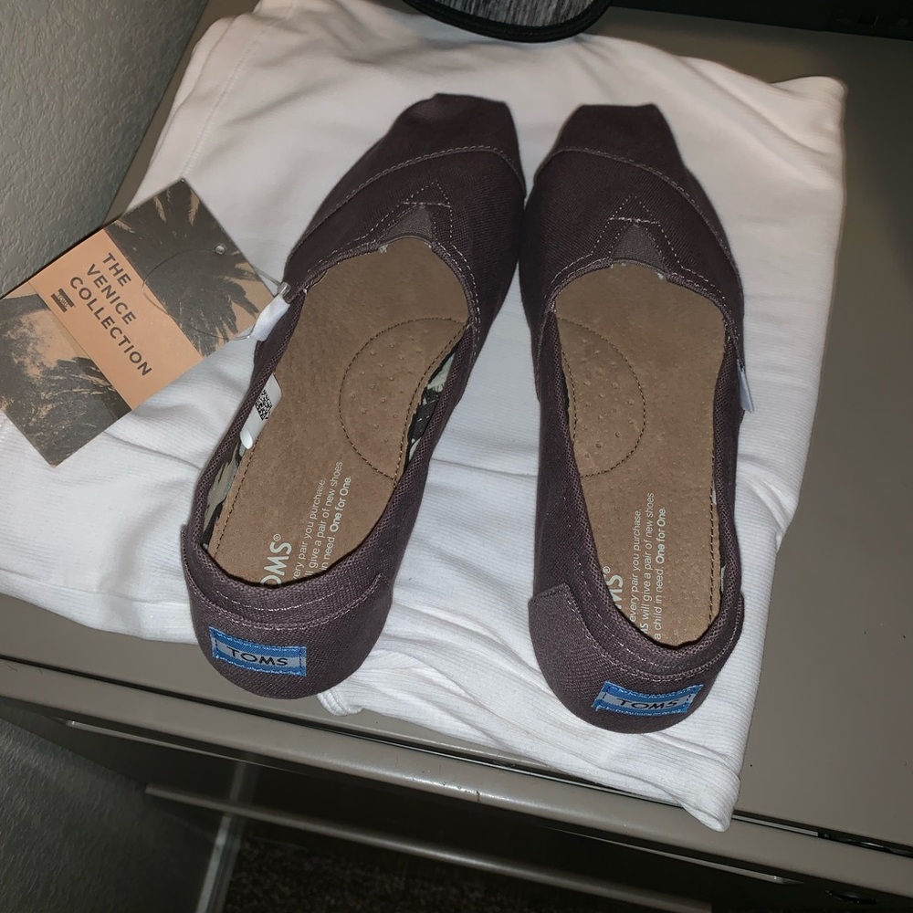 TOMS